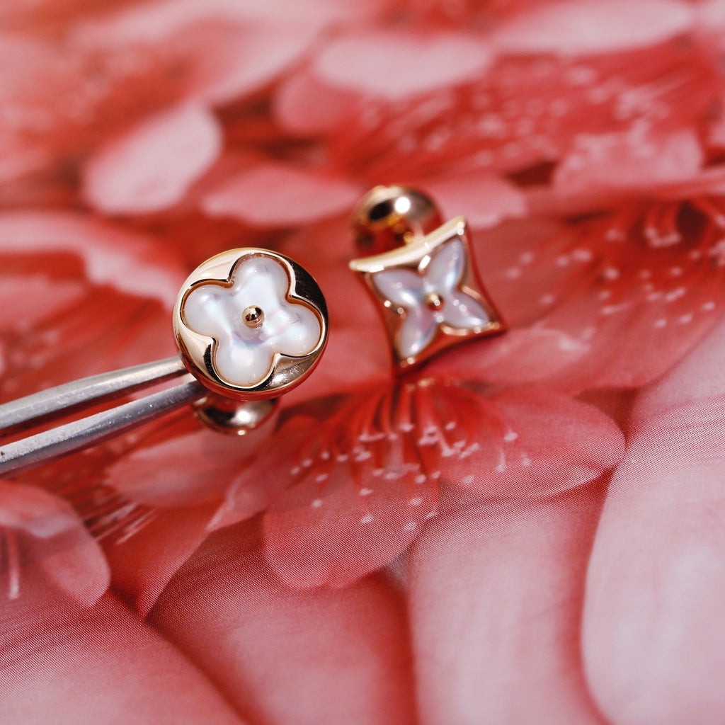 [LUXE JEWELRY]STAR AND SUN PINK GOLD MOP STUD EARRINGS
