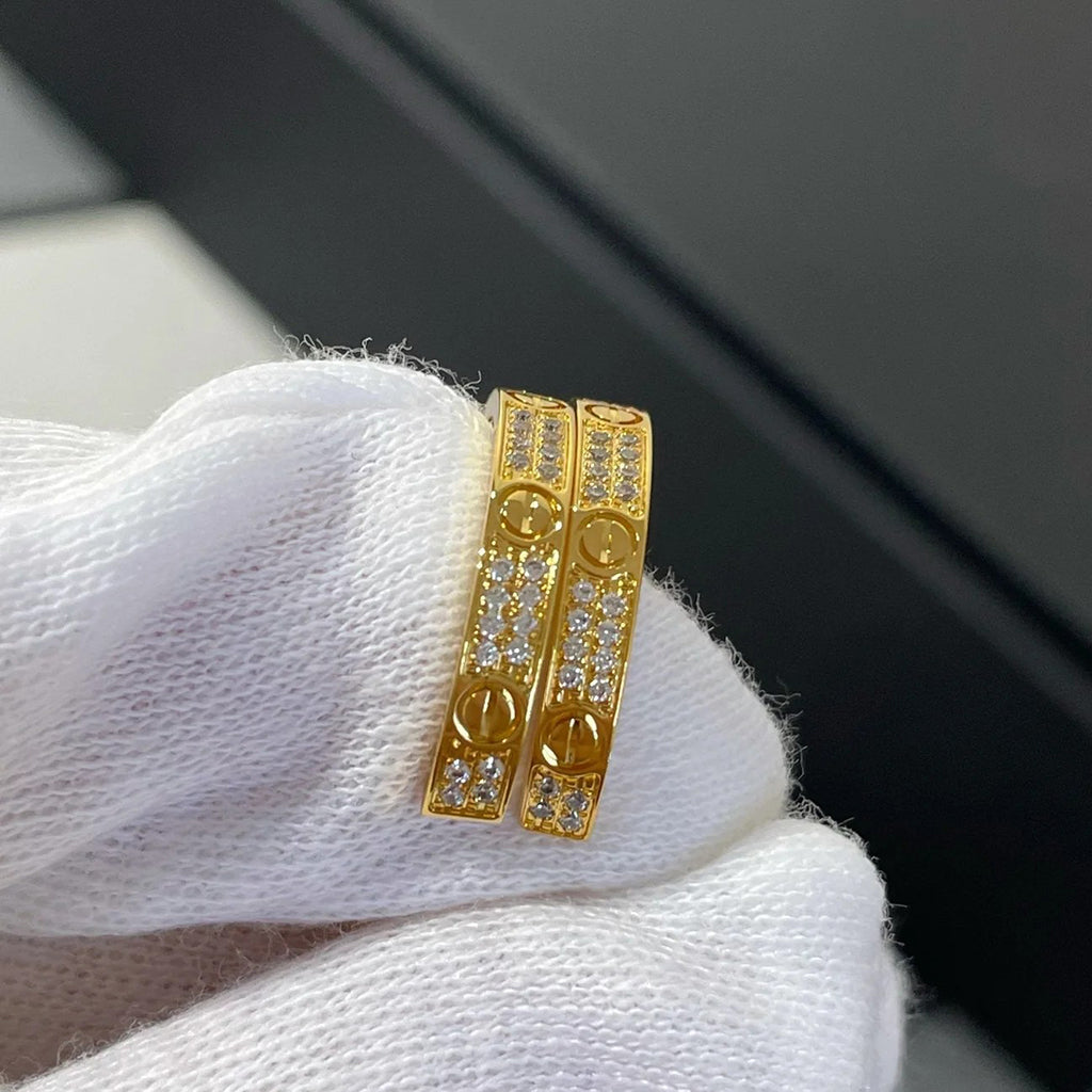 [LUXE JEWELRY] LOVE EARRINGS 3.6MM DIAMOND PAVED