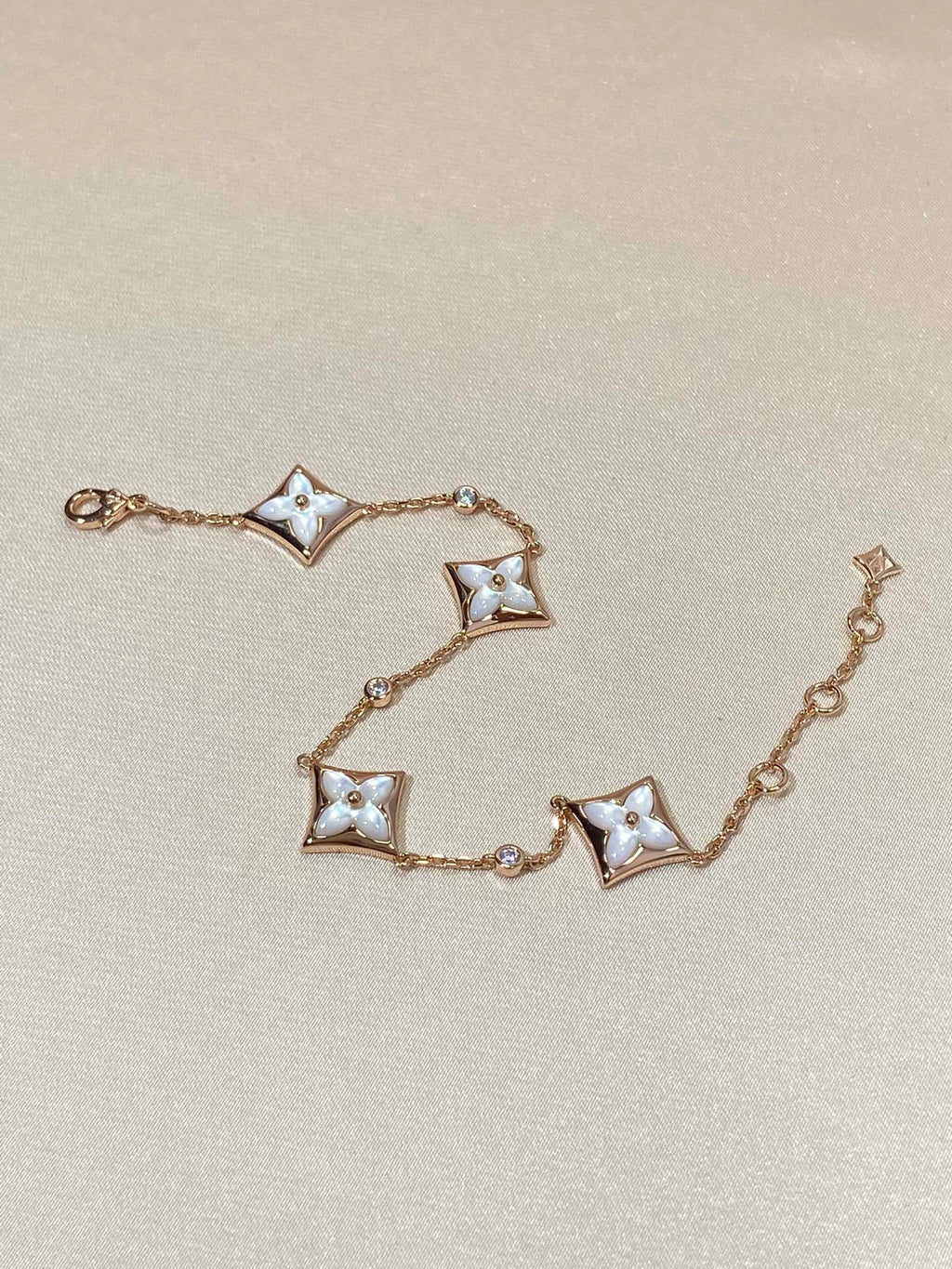 [LUXE JEWELRY]STAR 4 MOTIF MOP DIAMOND PINK GOLD BRACELET