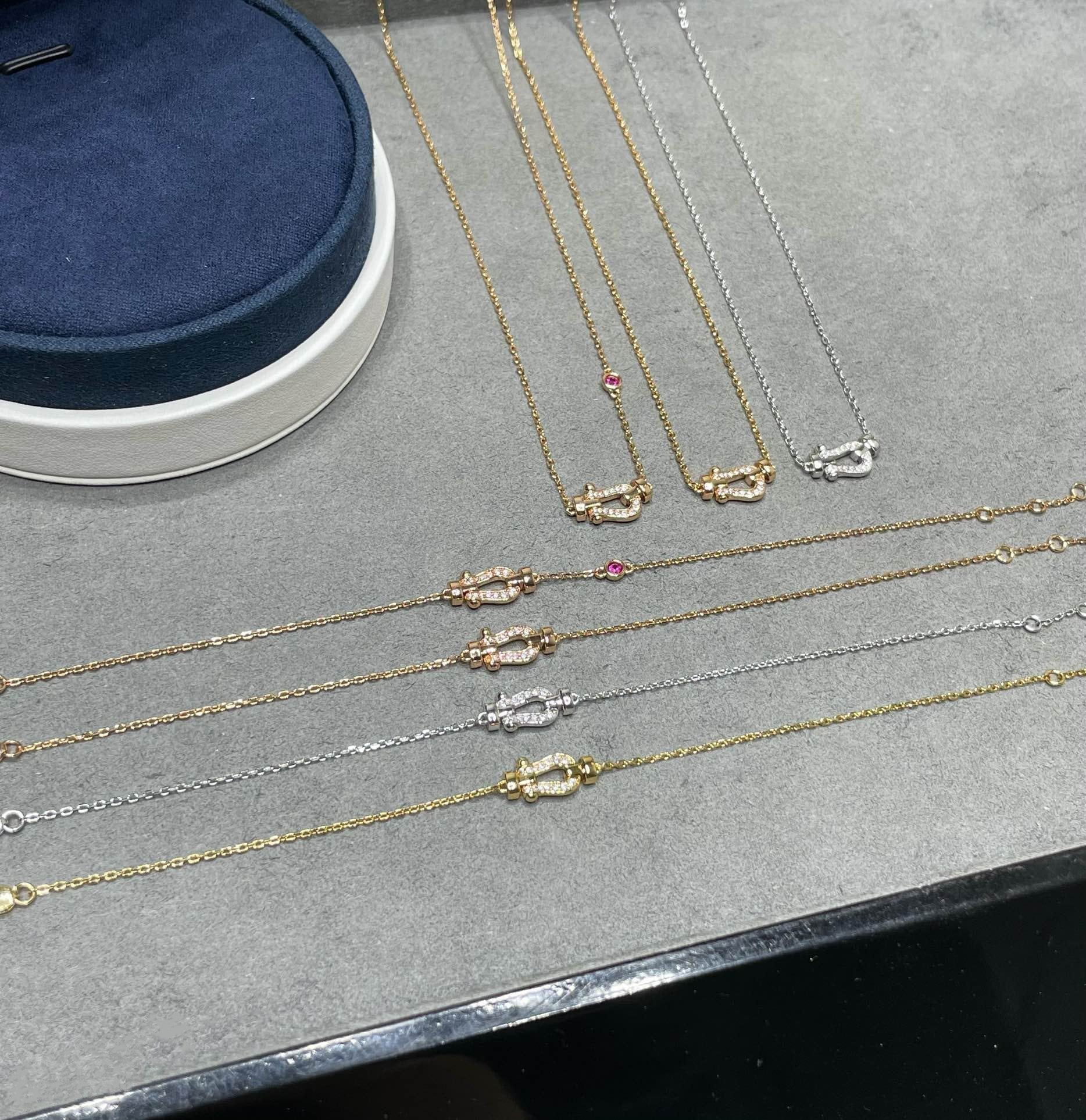 [LUXE JEWELRY]FORCE 10 DIAMOND PINK GOLD NECKLACE