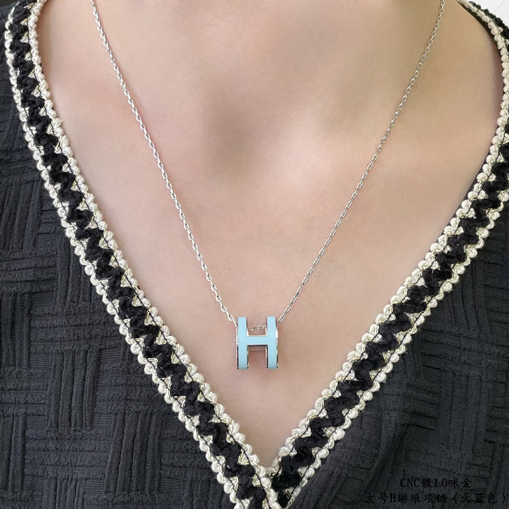 [LUXE JEWELRY]POP H SKY BLUE NECKLACE