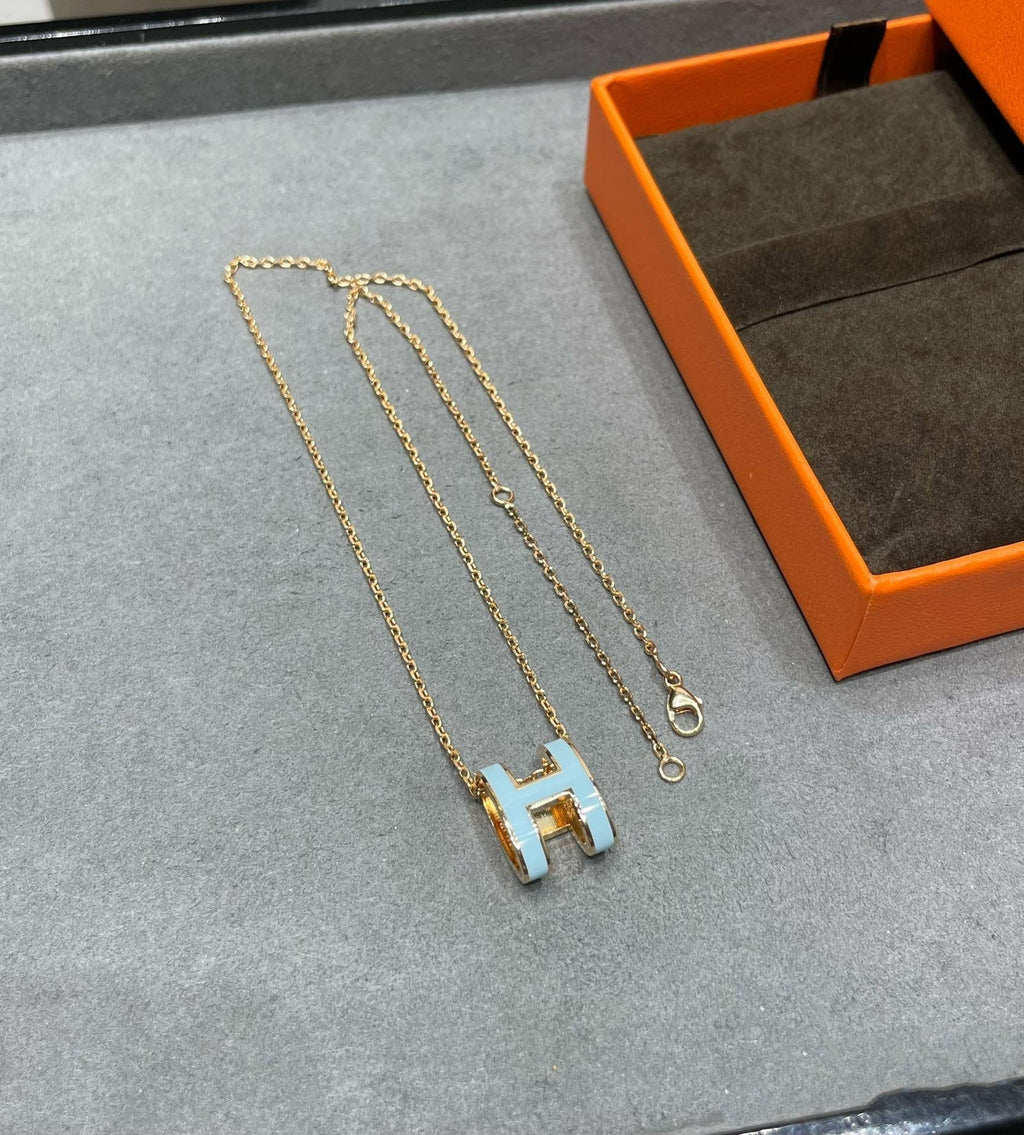 [LUXE JEWELRY]POP H SKY BLUE NECKLACE