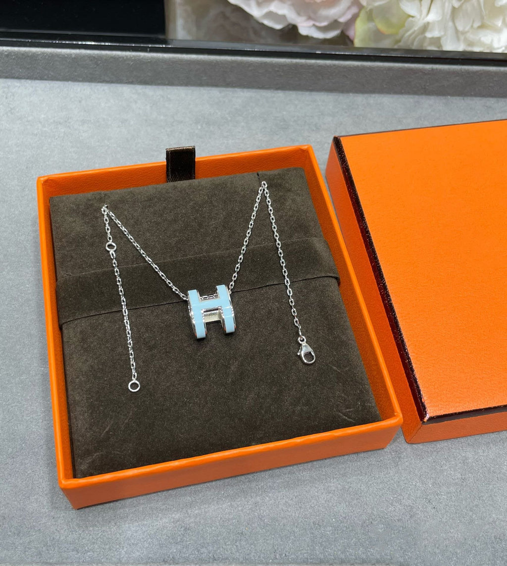 [LUXE JEWELRY]POP H SKY BLUE NECKLACE