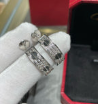 [LUXE JEWELRY] LOVE CERAMIC DIAMOND PAVED SILVER EARRINGS