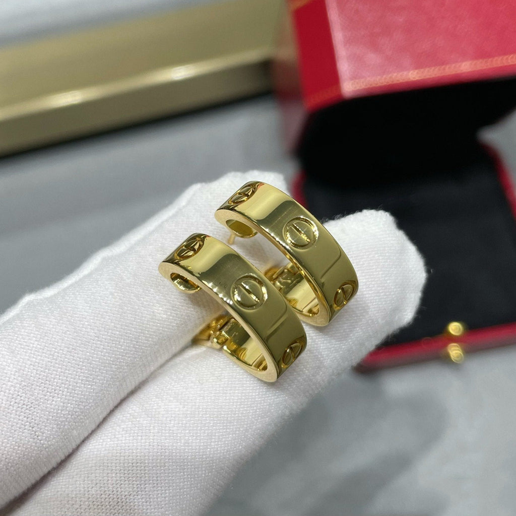 [LUXE JEWELRY] LOVE 5.5MM EARRINGS