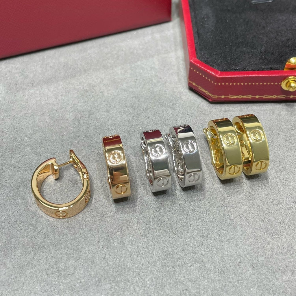[LUXE JEWELRY] LOVE 5.5MM EARRINGS