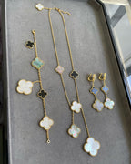 [LUXE JEWELRY]CLOVER 3 MOTIF MOP ONYX DARK MOP PINK GOLD EARRINGS