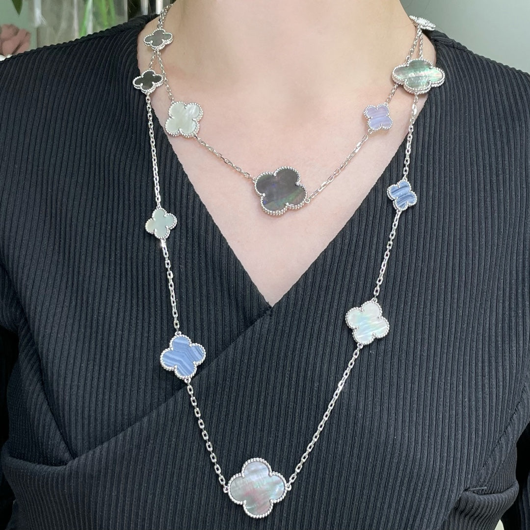 [LUXE JEWELRY]CLOVER 16 MOTIF CHALCEDONY MOP SILVER NECKLACE