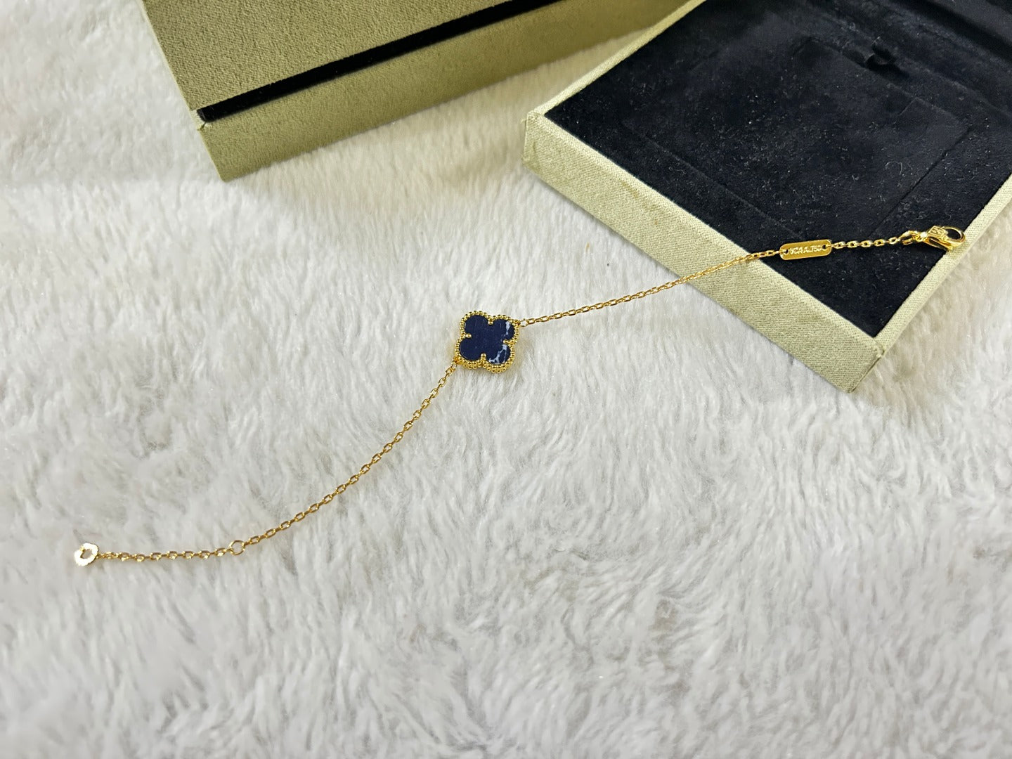 [LUXE JEWELRY]CLOVER 1 MOTIF PIETERSITE BRACELET