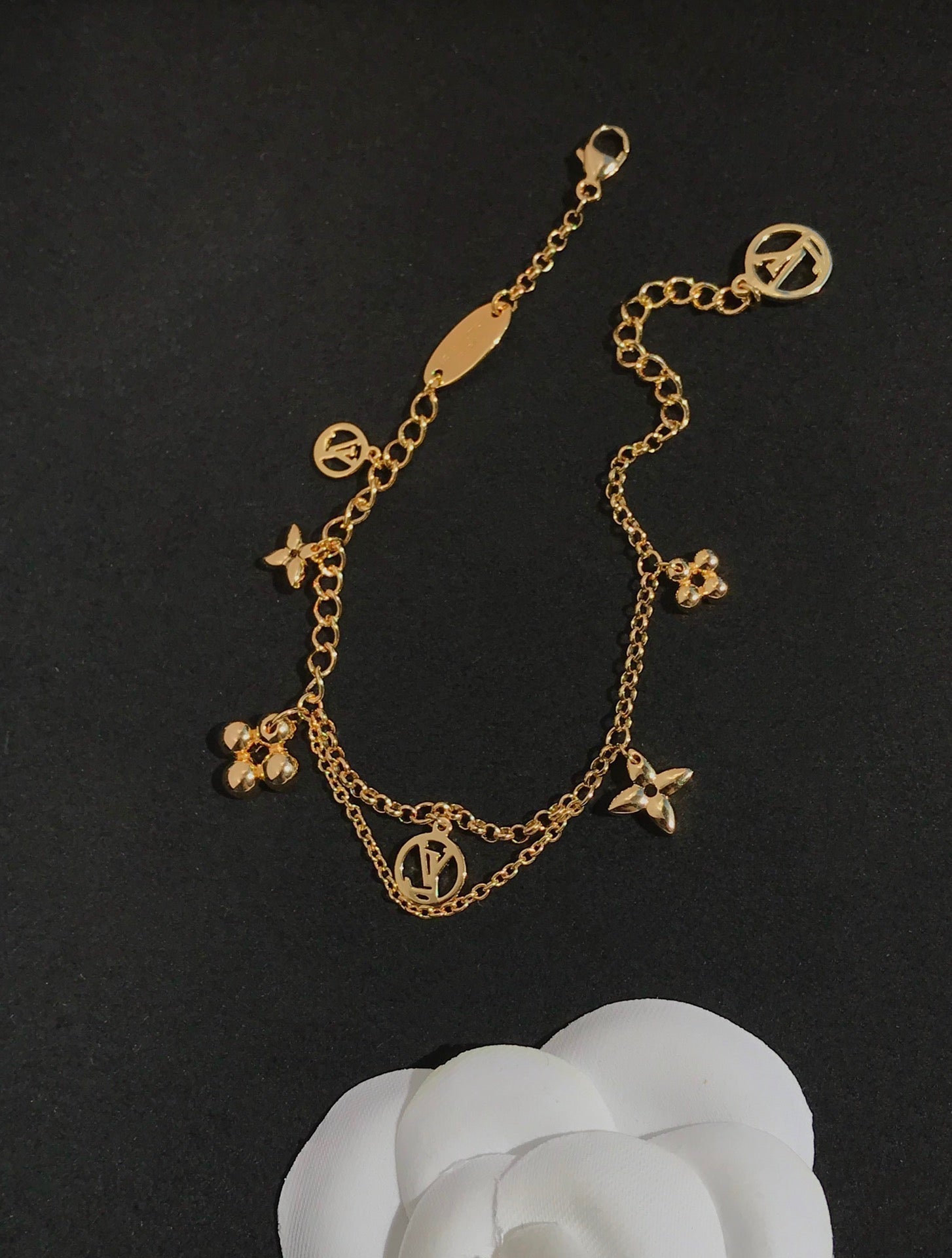 [LUXE JEWELRY]BLOOMING PINK GOLD MOP BRACELET