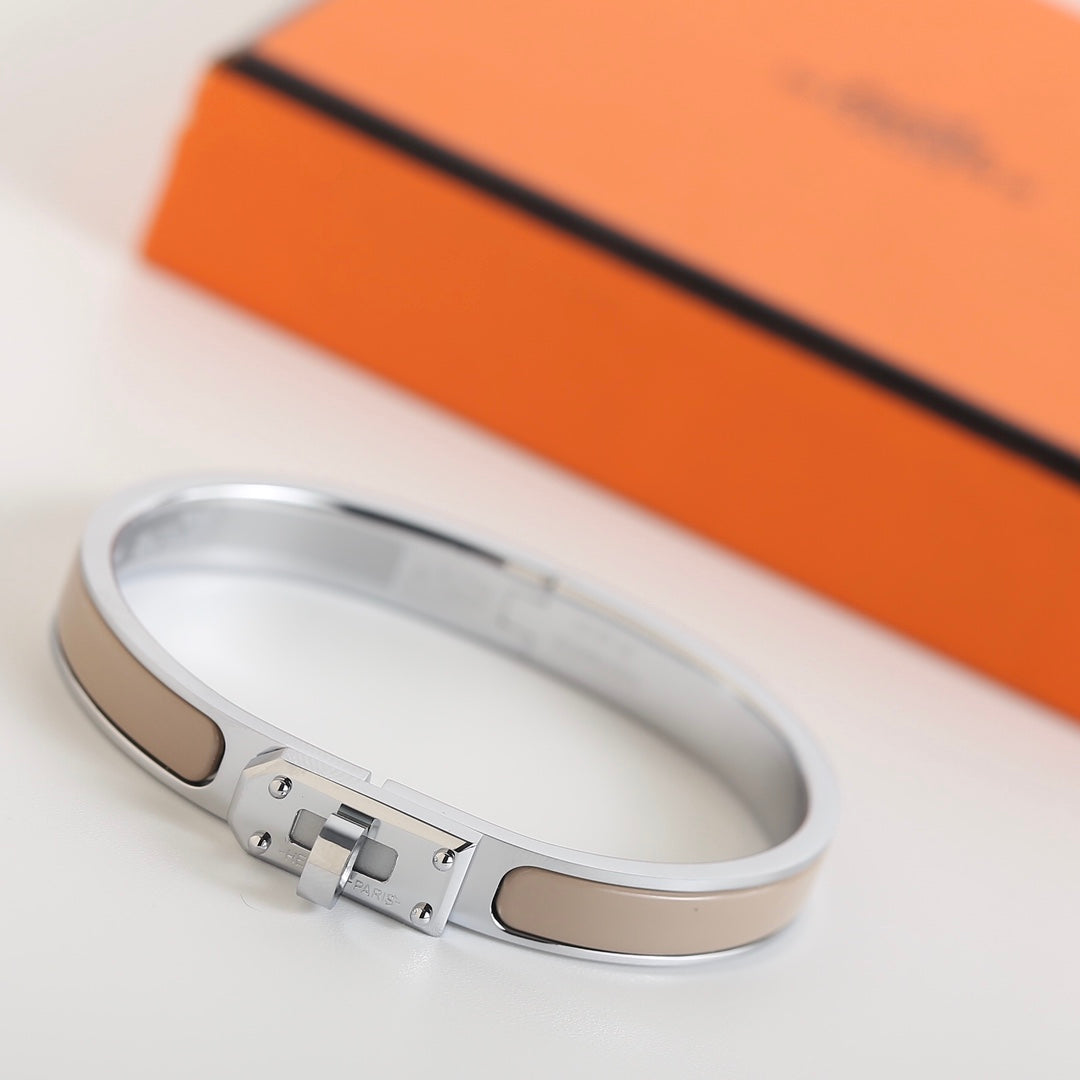 [LUXE JEWELRY]HM KELLY GREY BRACELET