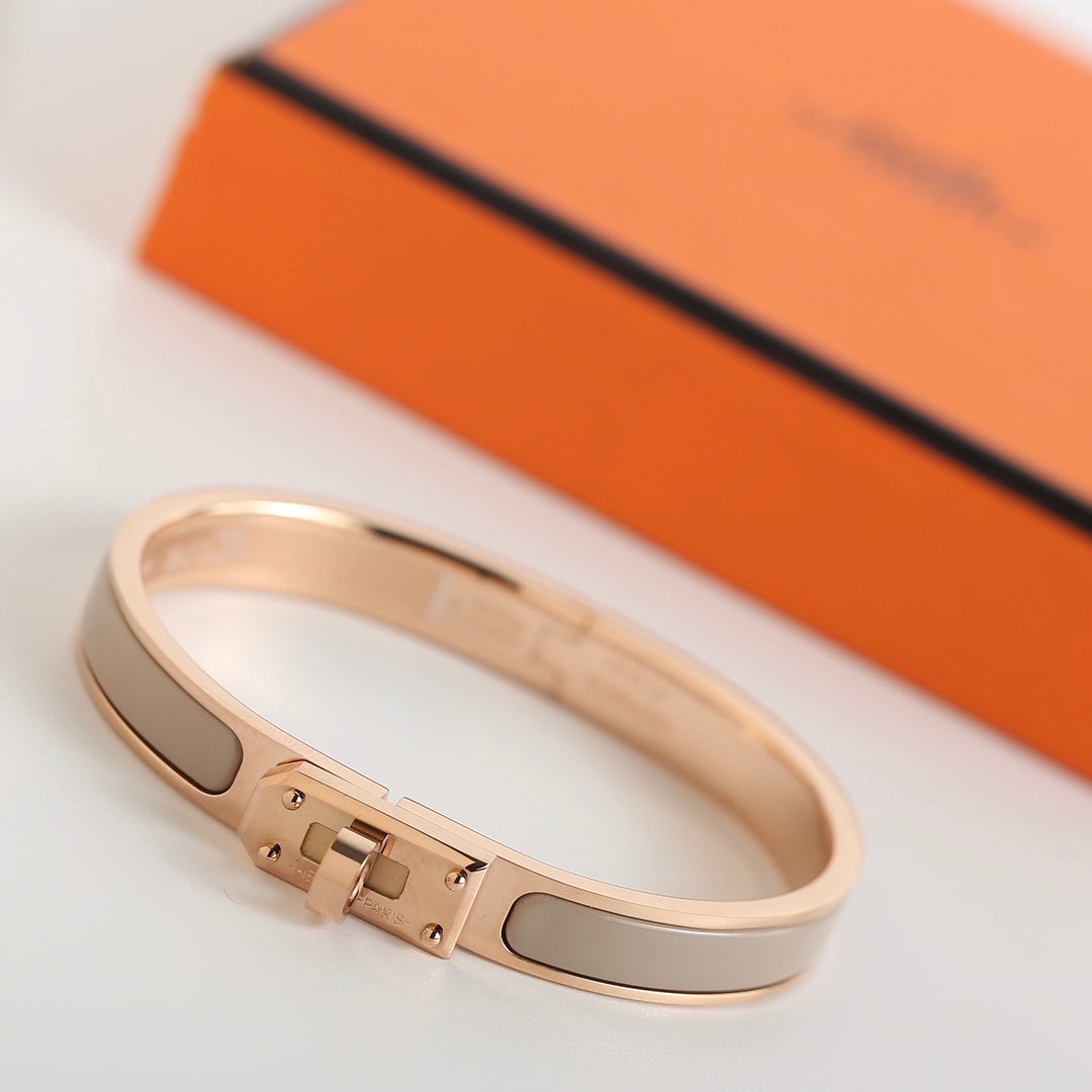 [LUXE JEWELRY]HM KELLY GREY BRACELET