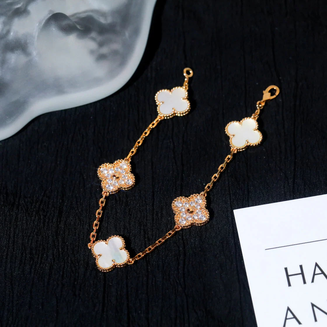 [Luxe]CLOVER WHITE PEARL MOP 5 MOTIF BRACELET COLLECTION