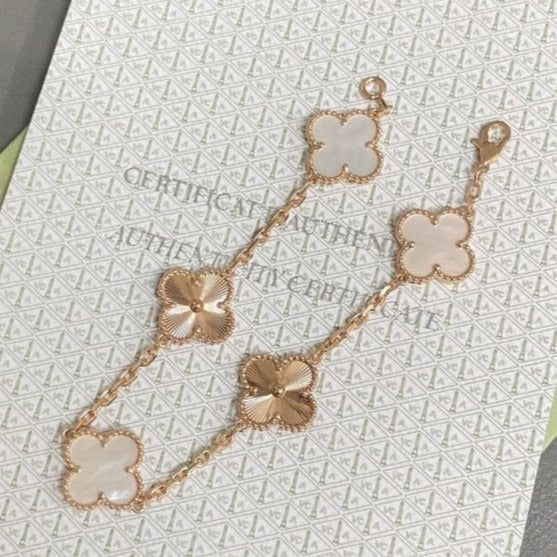 [LUXE JEWELRY]CLOVER WHITE PEARL MOP 5 MOTIF BRACELET COLLECTION