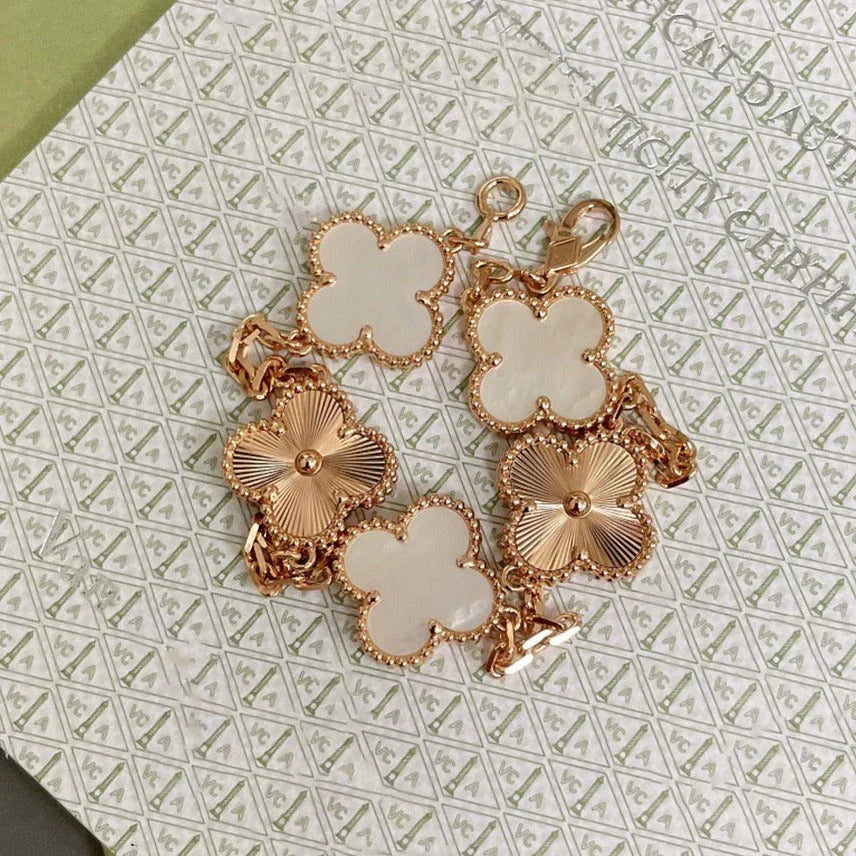 [LUXE JEWELRY]CLOVER WHITE PEARL MOP 5 MOTIF BRACELET COLLECTION