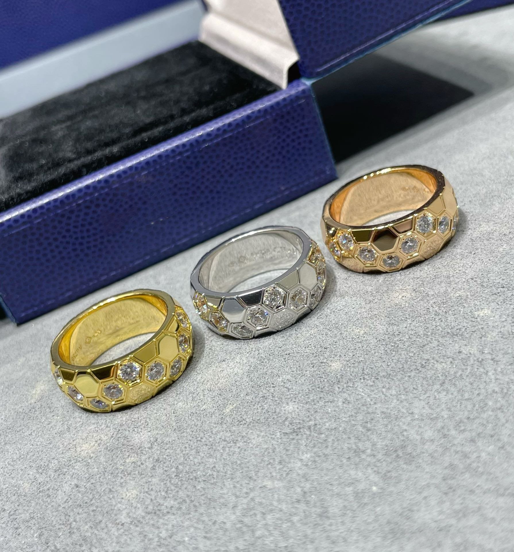 [LUXE JEWELRY]BEE LOVE DIAMOND LARGE RING
