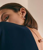 [LUXE JEWELRY]BEE LOVE DIAMOND HOOP EARRINGS