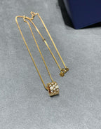 [LUXE JEWELRY]BEE LOVE DIAMOND PAVED 3 ROW NECKLACE
