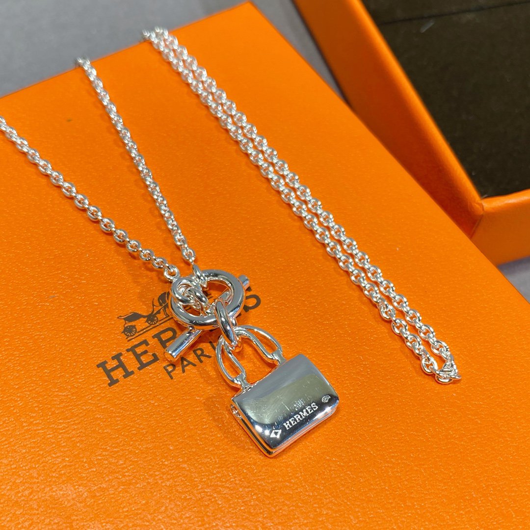 [LUXE JEWELRY]CONSTANCE PEDANT SILVER NECKLACE