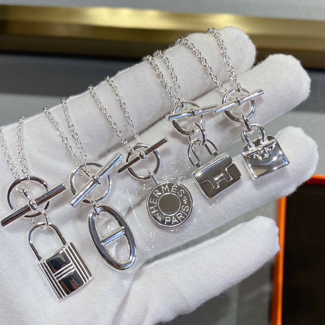 [LUXE JEWELRY]CONSTANCE PEDANT SILVER NECKLACE