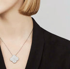 [LUXE JEWELRY]CLOVER 25MM LARGE PENDANT DIAMOND PAVED SILVER NECKLACE