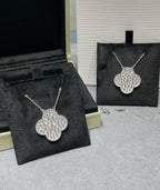 [LUXE JEWELRY]CLOVER 25MM LARGE PENDANT DIAMOND PAVED SILVER NECKLACE