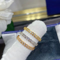 [LUXE JEWELRY]BEE LOVE DIAMOND PAVED SMALL RING