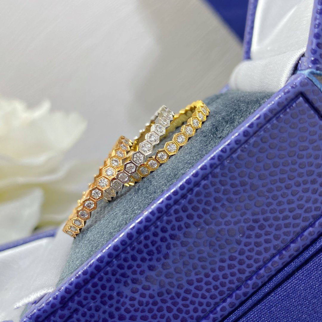 [LUXE JEWELRY]BEE LOVE DIAMOND PAVED SMALL RING