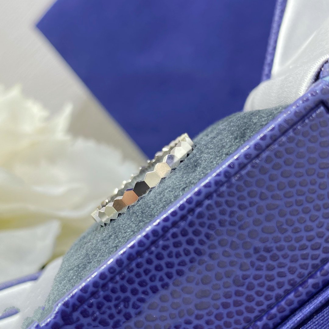 [LUXE JEWELRY]BEE LOVE SMALL RING