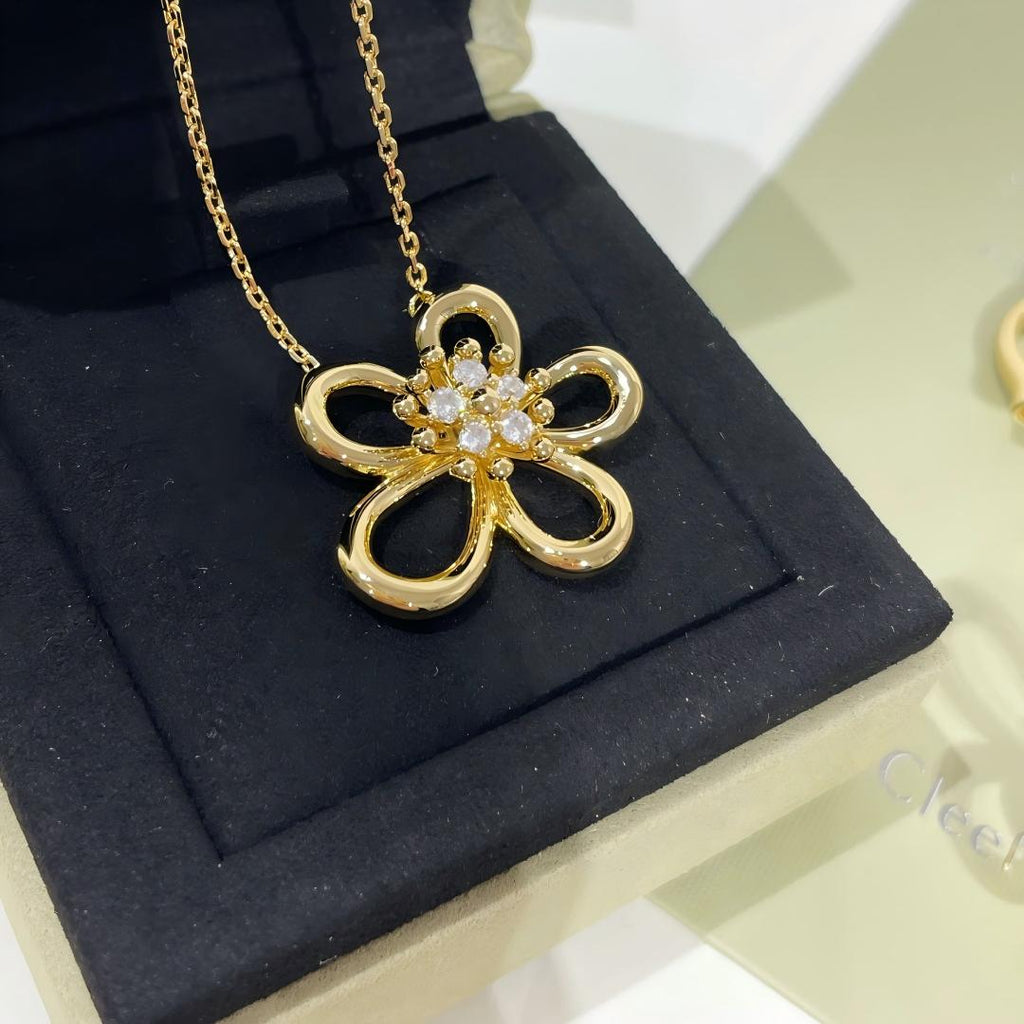 [LUXE JEWELRY]Flowerlace pendant Necklace 5 stones