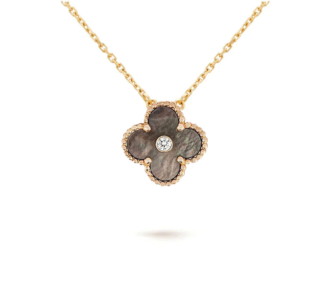 [LUXE JEWELRY]CLOVER 15MM CHRISTMAS LIMITED EDITION SINGLE FLOWER NECKLACE