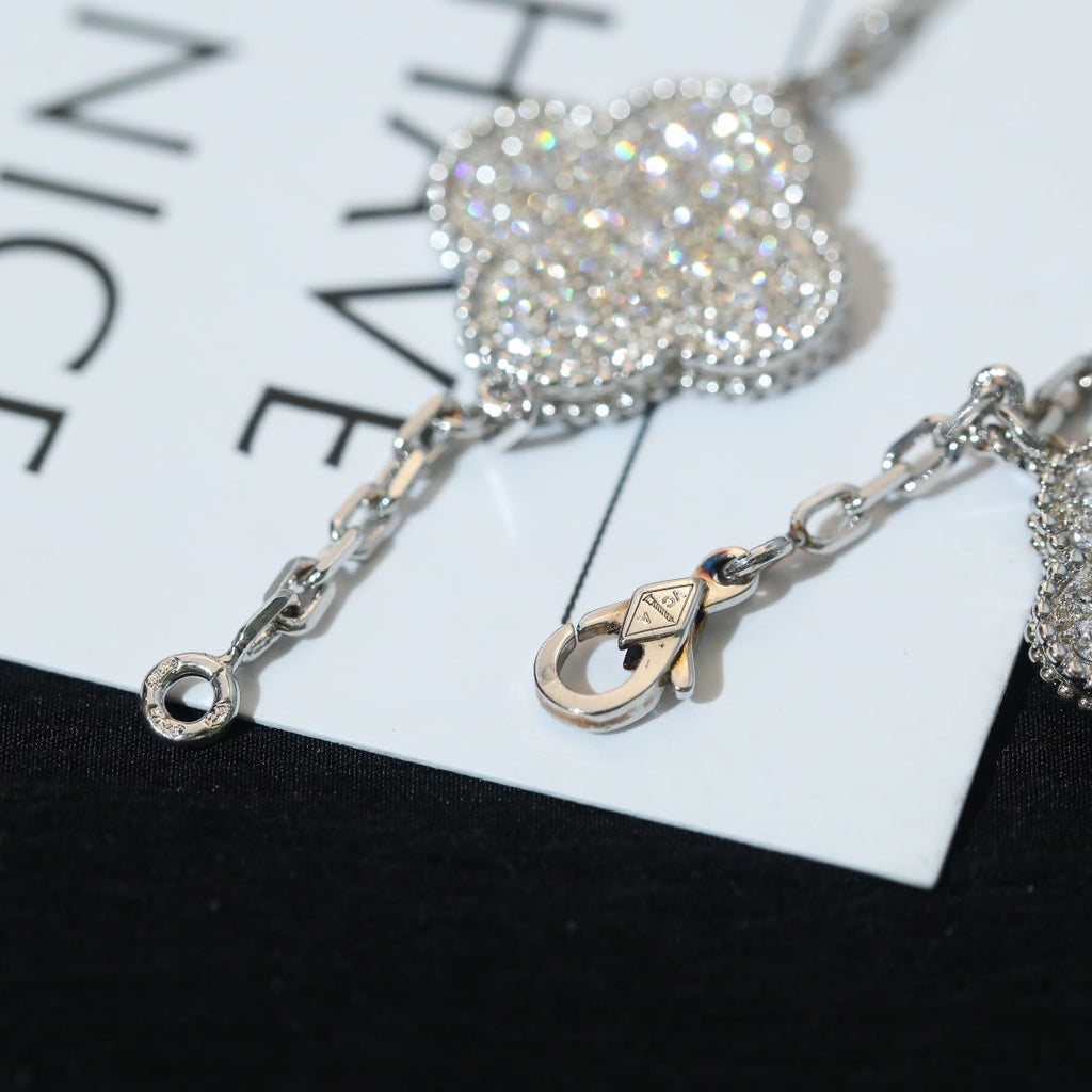 [LUXE JEWELRY]CLOVER BRACELET 5 MOTIF SILVER DIAMOND PAVED