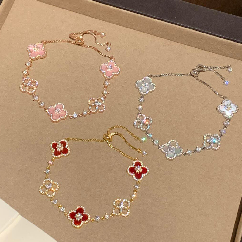 [LUXE JEWELRY]CLOVER 5 MOTIF PINK BLUE RED WHITE BRACELET