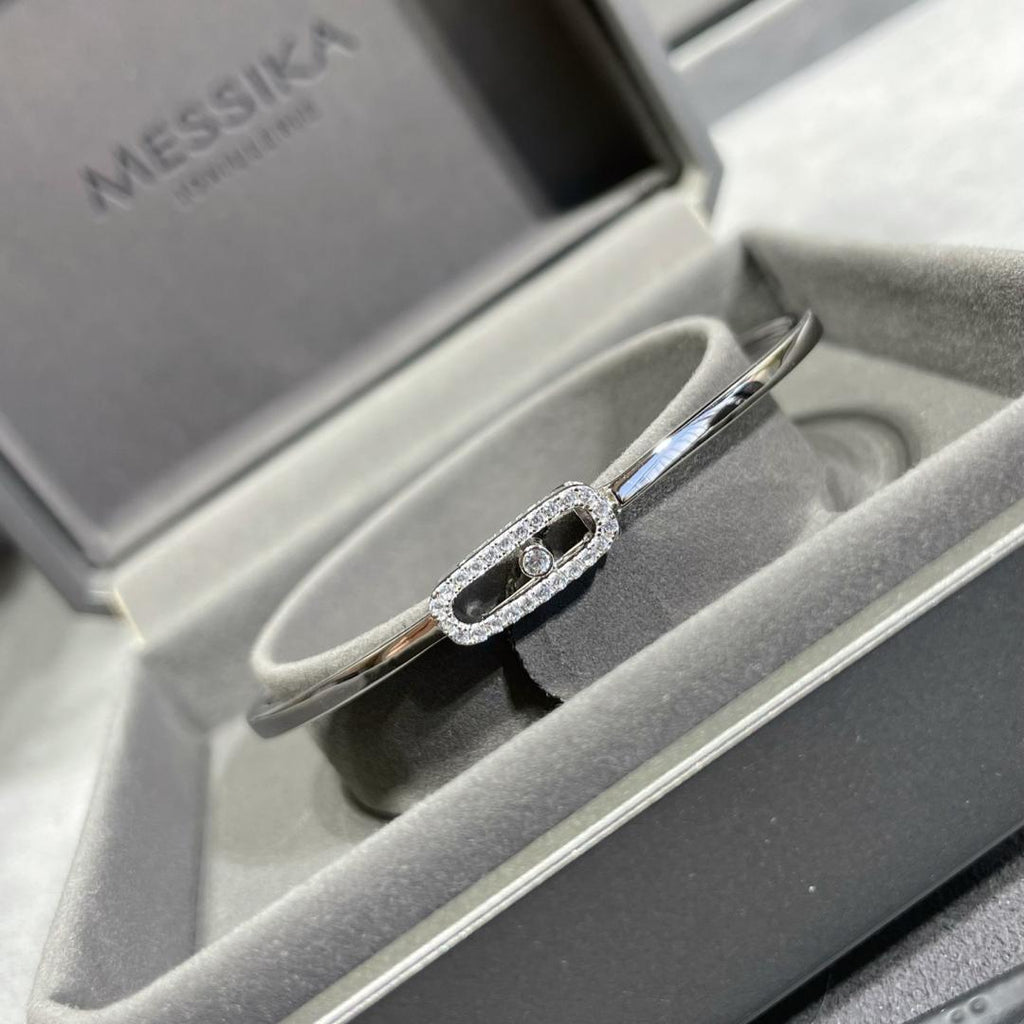 [Luxe Jewellery] Move Uno pavé flex bangle medium