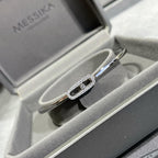 [Luxe Jewellery] Move Uno pavé flex bangle medium