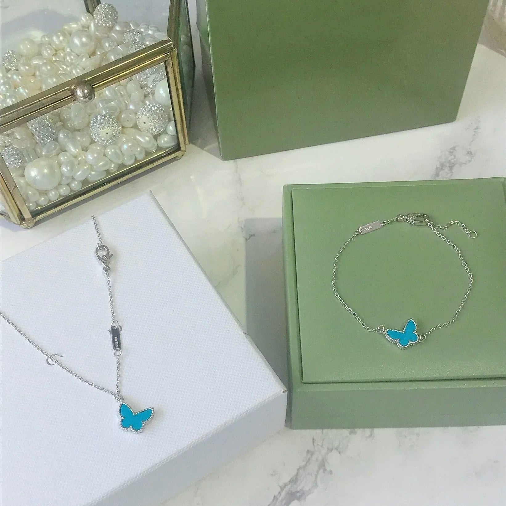 [LUXE JEWELRY]BUTTERFLY TURQUOISE BUTTERFLY BRACELET SILVER