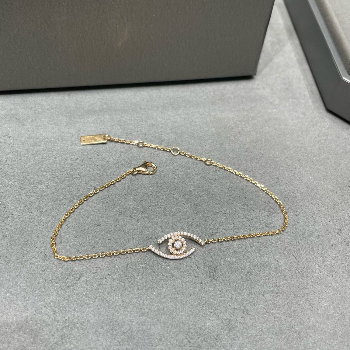 [LUXE JEWELRY]Lucky Eye Pave-Set Diamond Bracelet