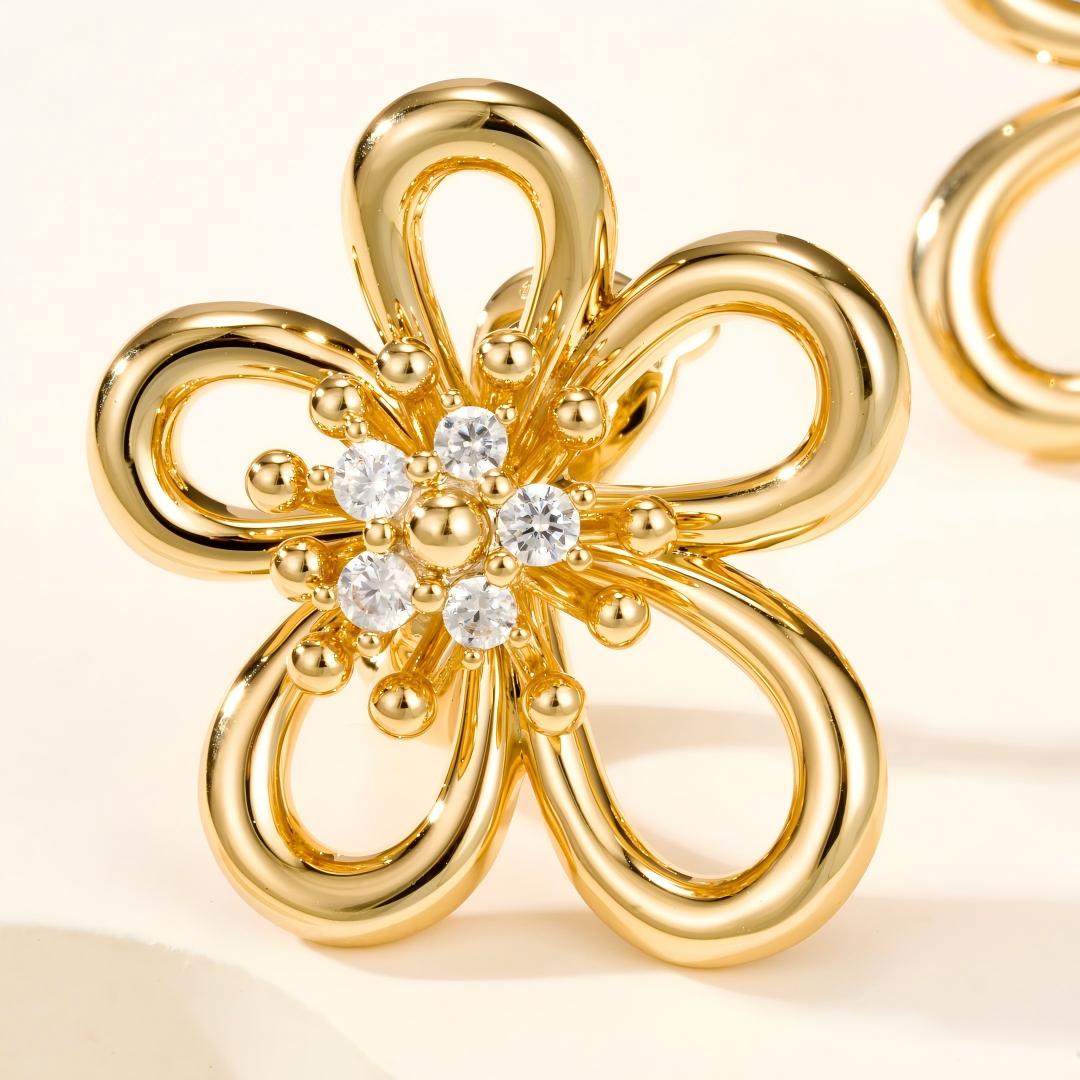 [LUXE JEWELRY] Flowerlace Earring Diamond 5 stones