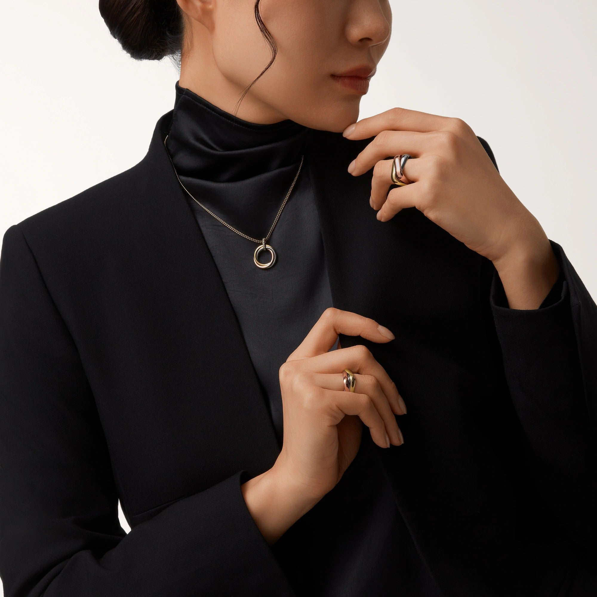 [LUXE JEWELRY] TRINITY MEDIUM  DIAMONDS NECKLACE