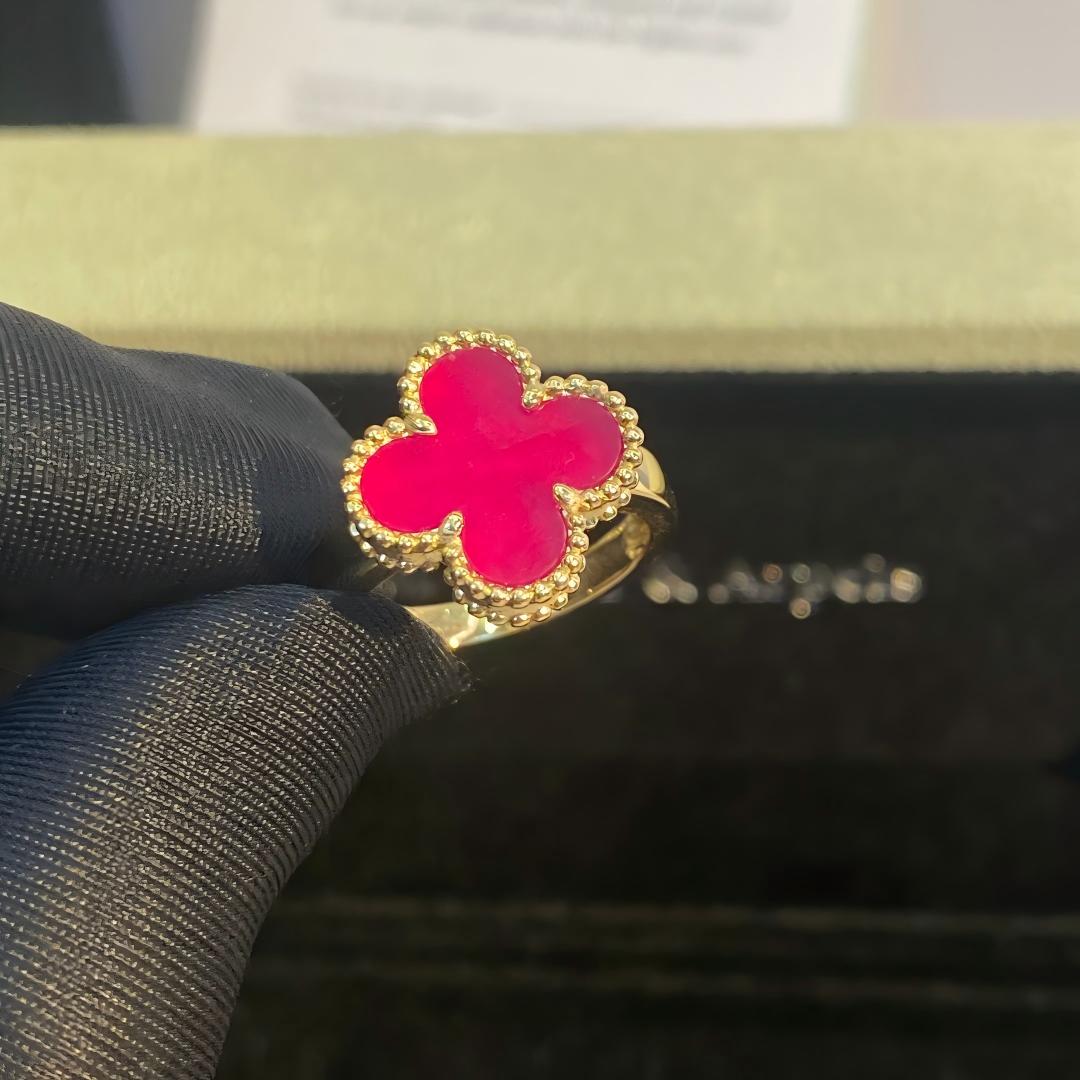 [LUXE JEWELRY]NEW CLOVER PINK ENAMEL RINGS