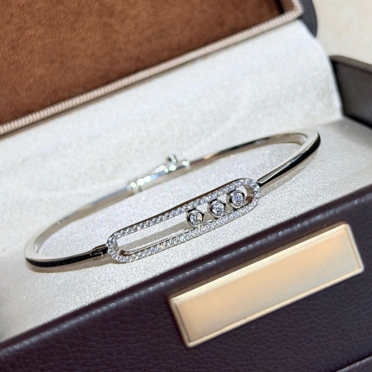 [LUXE JEWELRY]Move Pavé Diamond Bangle Bracelet M