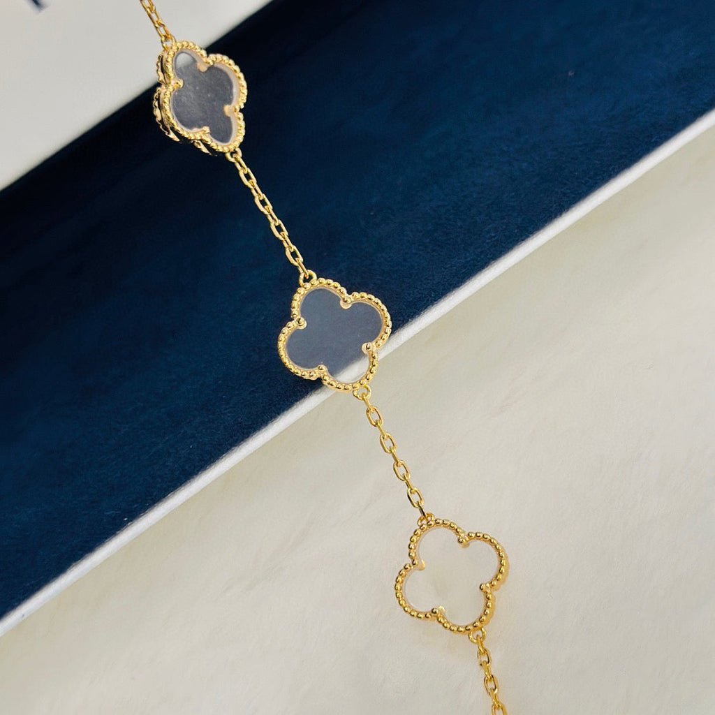 [LUXE JEWELRY]CLOVER 5 MOTIF ROCK CRYSTAL BRACELET