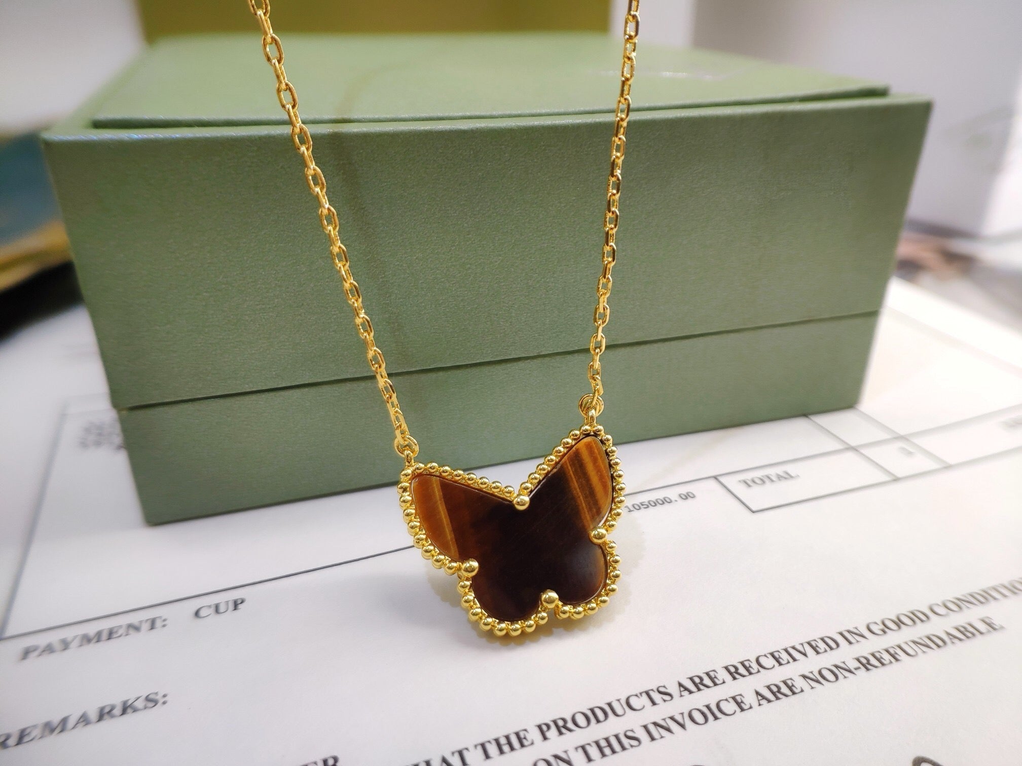 [LUXE JEWELRY] TIGER__ EYE BUTTERFLY NECKLACE