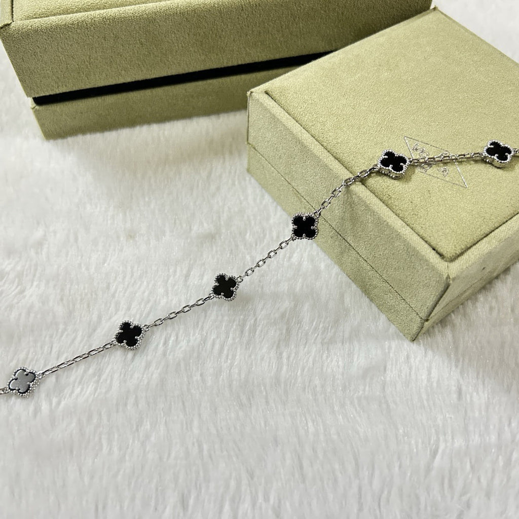 [LUXE JEWELRY]CLOVER 6 MOTIF  ONYXS BRACELET