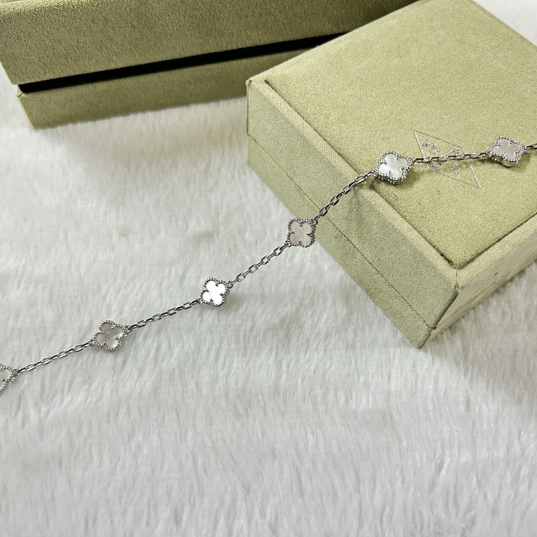 [LUXE JEWELRY]CLOVER 6 MOTIF WHITE MOP BRACELET