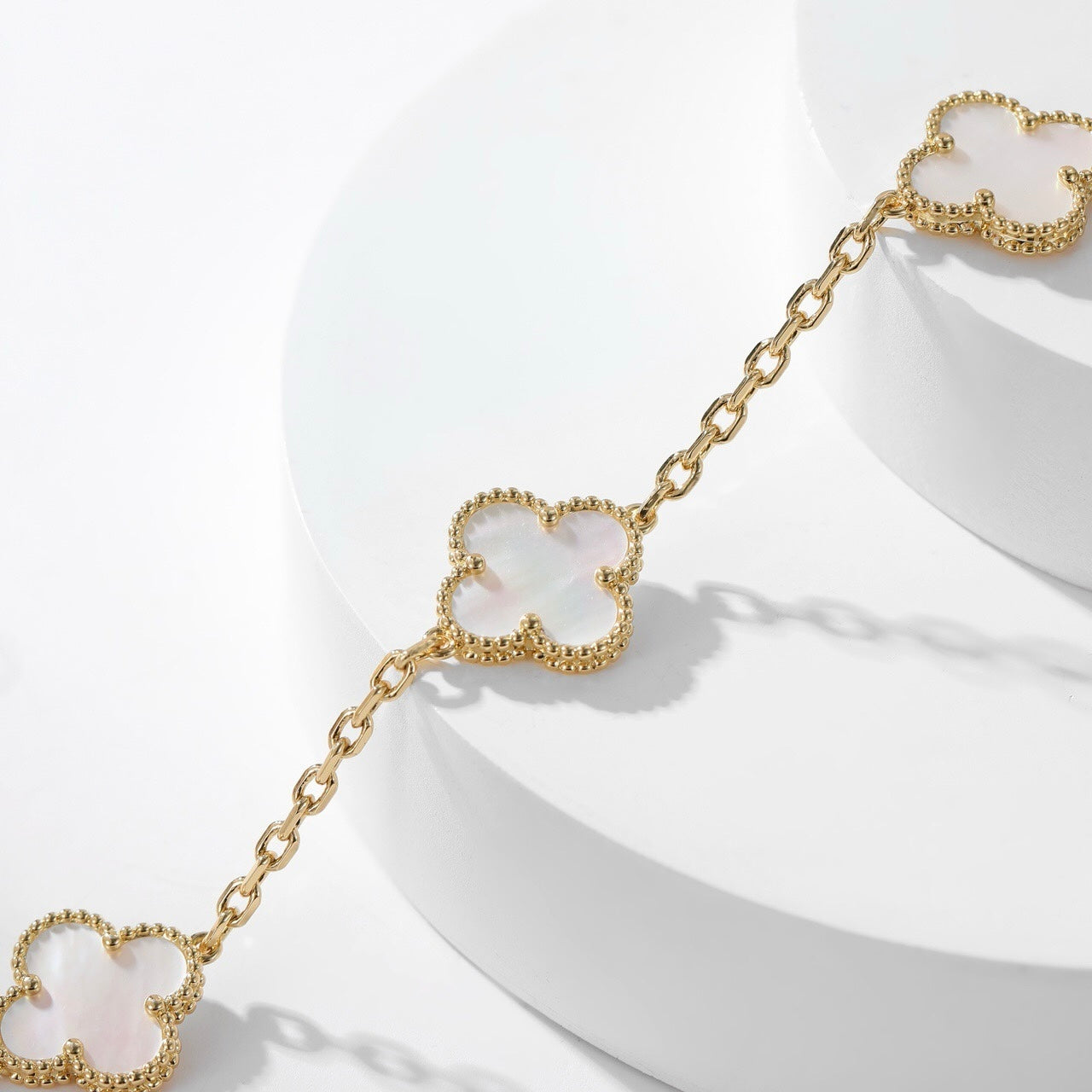 [LUXE JEWELRY]CLOVER 10 MOTIFS WHITE MOTHER OF PEARL NECKLACE