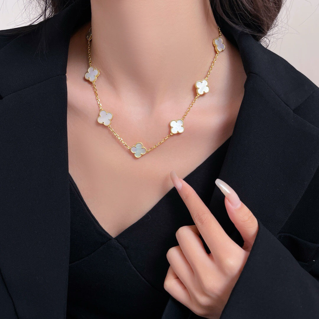 [LUXE JEWELRY]CLOVER 10 MOTIFS WHITE MOTHER OF PEARL NECKLACE