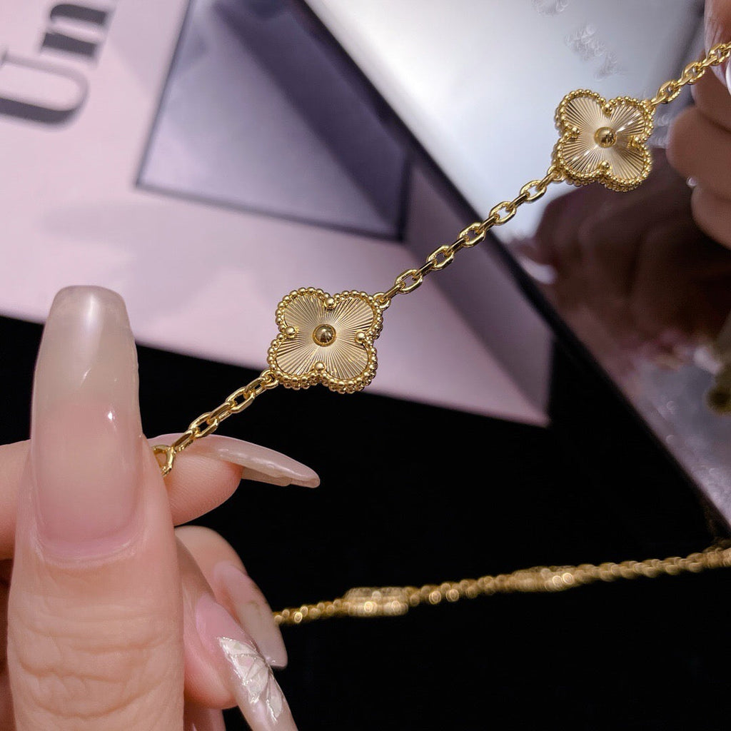[LUXE JEWELRY]CLOVER 10 MOTIFS LASER NECKLACE
