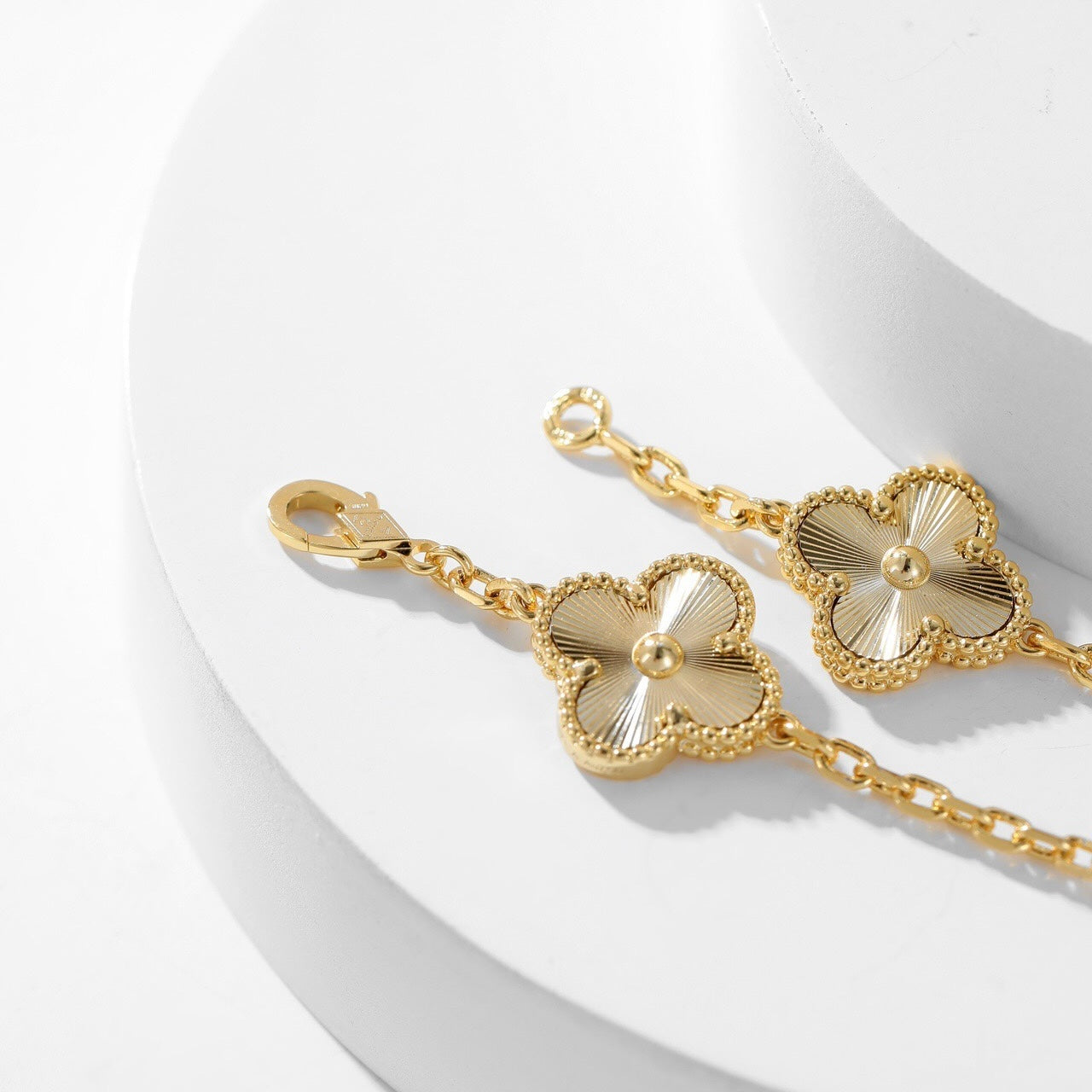 [LUXE JEWELRY]CLOVER 10 MOTIFS LASER NECKLACE