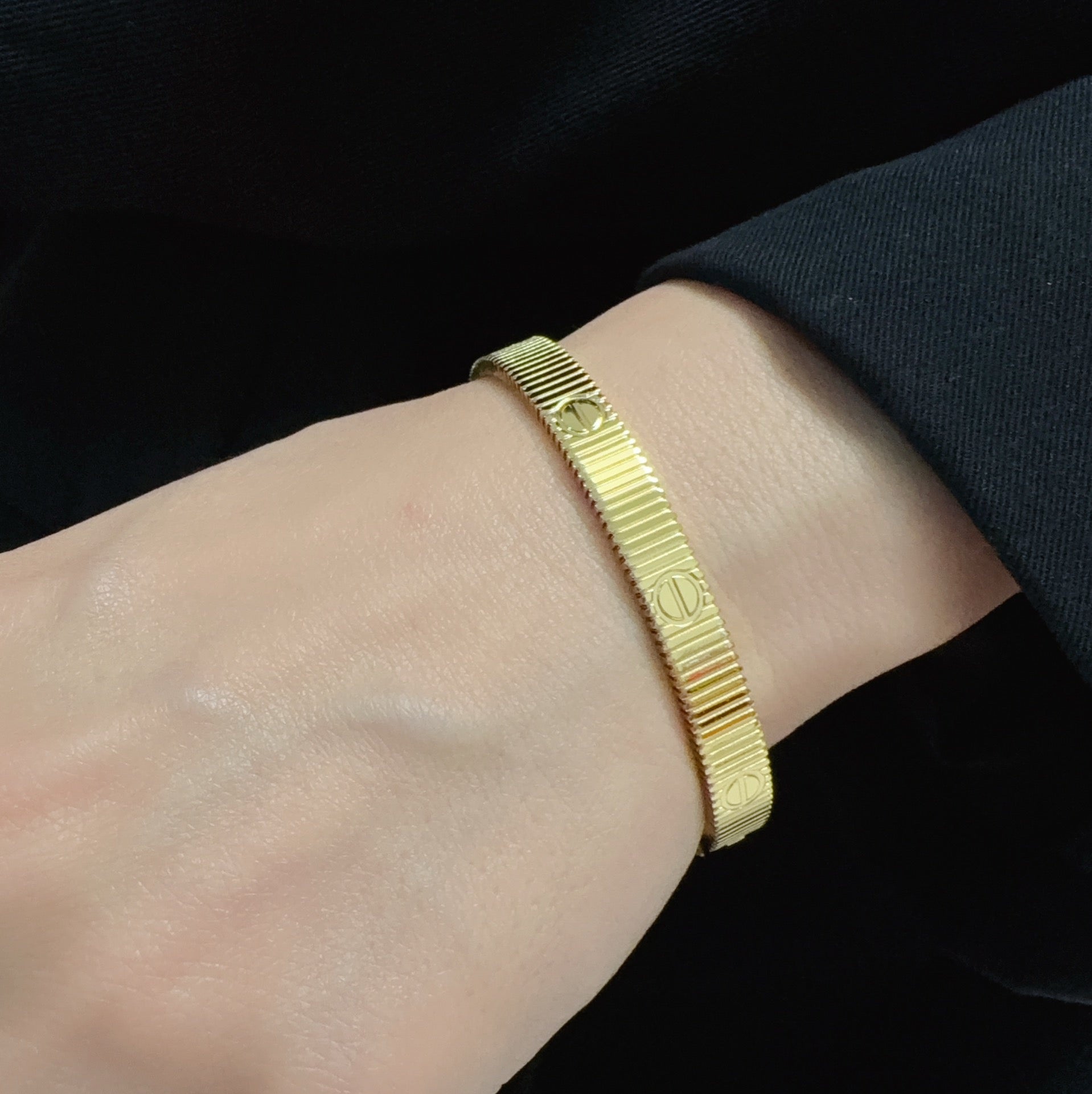 [LUXE JEWELRY] LOVE UNLIMITED BRACELET
